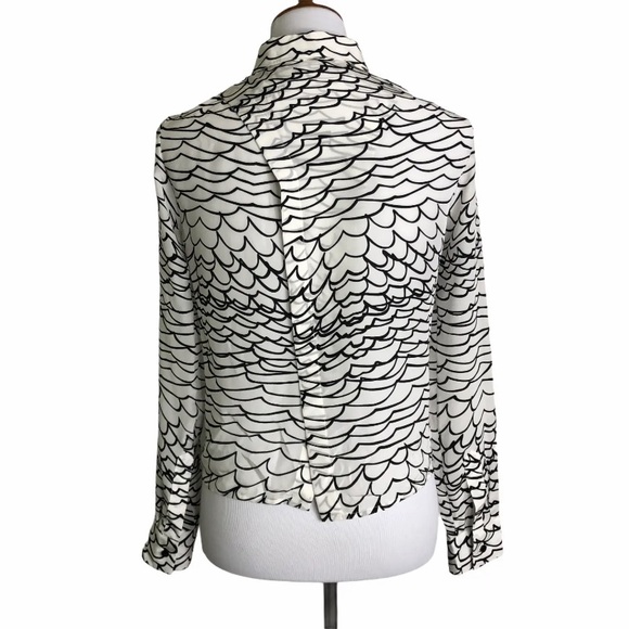 Kimora Lee Simmons Silk Blouse Open Back Sz 2 NWT - Picture 2 of 12